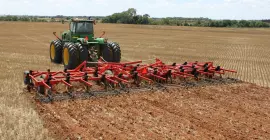 KUHN Krause 4000 Chisel Plows at work