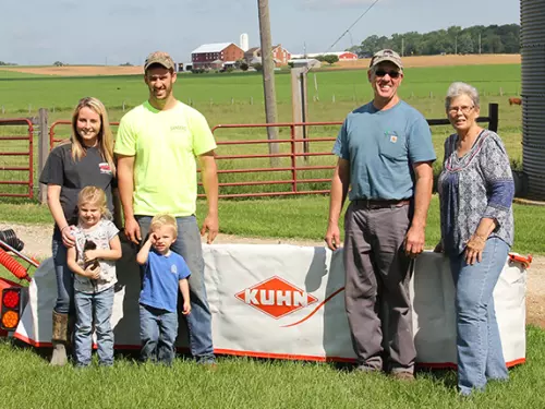 Photo of the BaseHoar family who won the first KUHN GMD Golden Giveaway contest.
