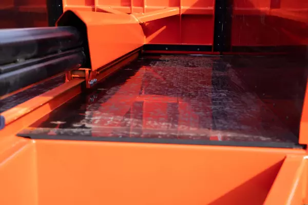 HP140_PolyFloor.jpg
