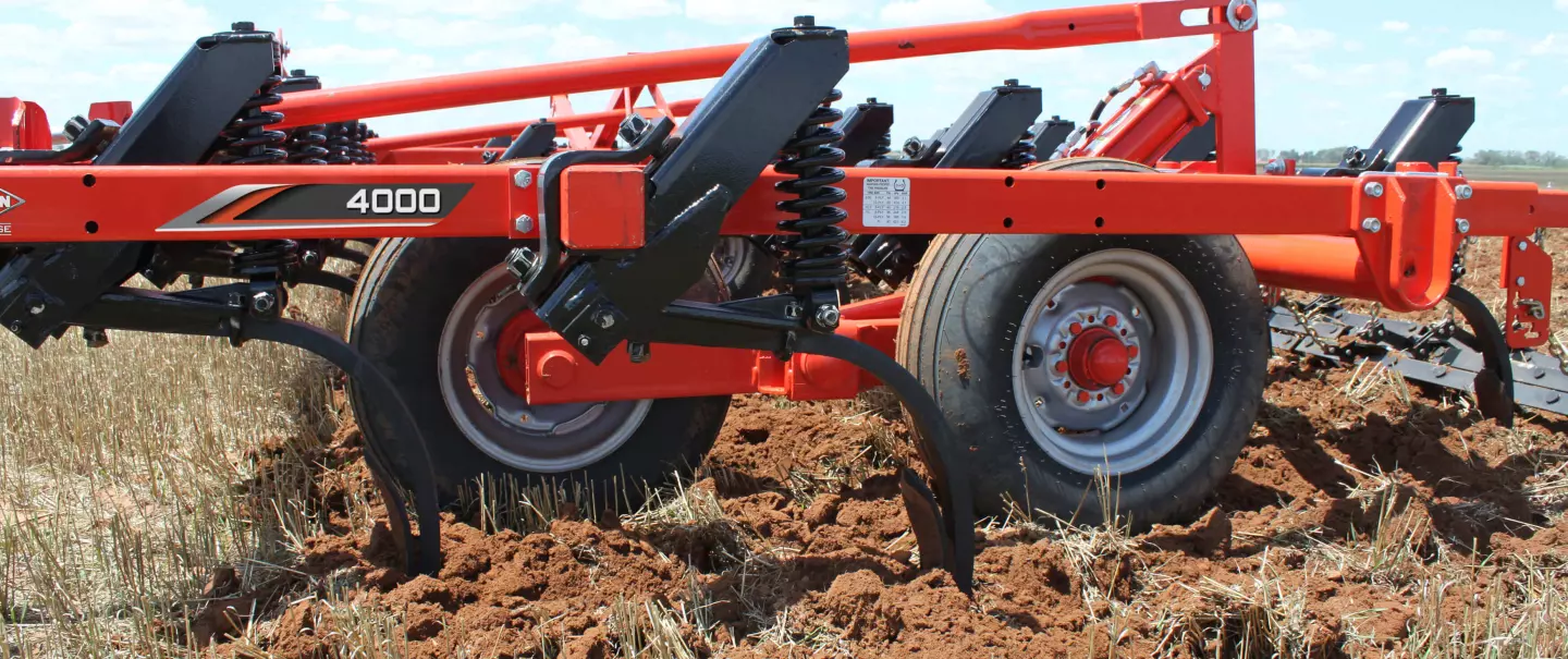 KUHN Krause 4000 Chisel Plows at work